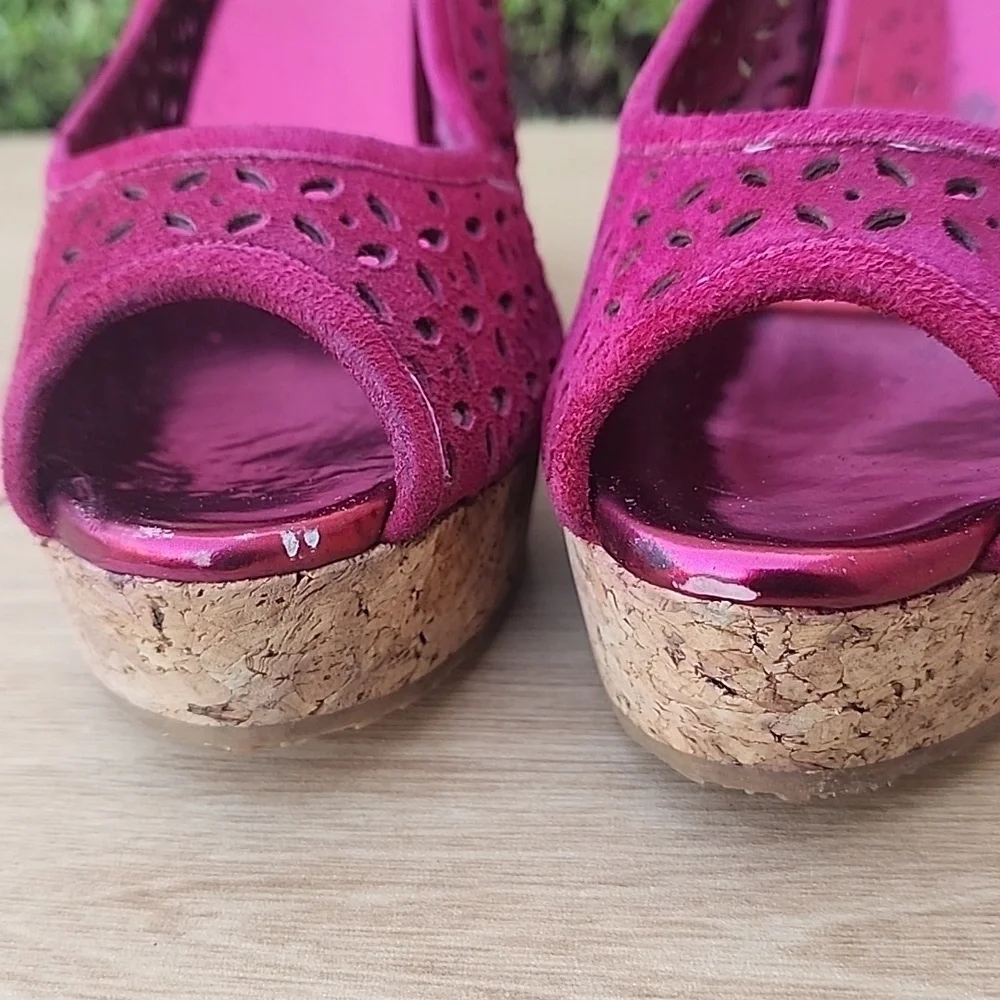 JIMMY CHOO 'PAPINA' BERRY WINE SUEDE CORK WEDGE Size 40